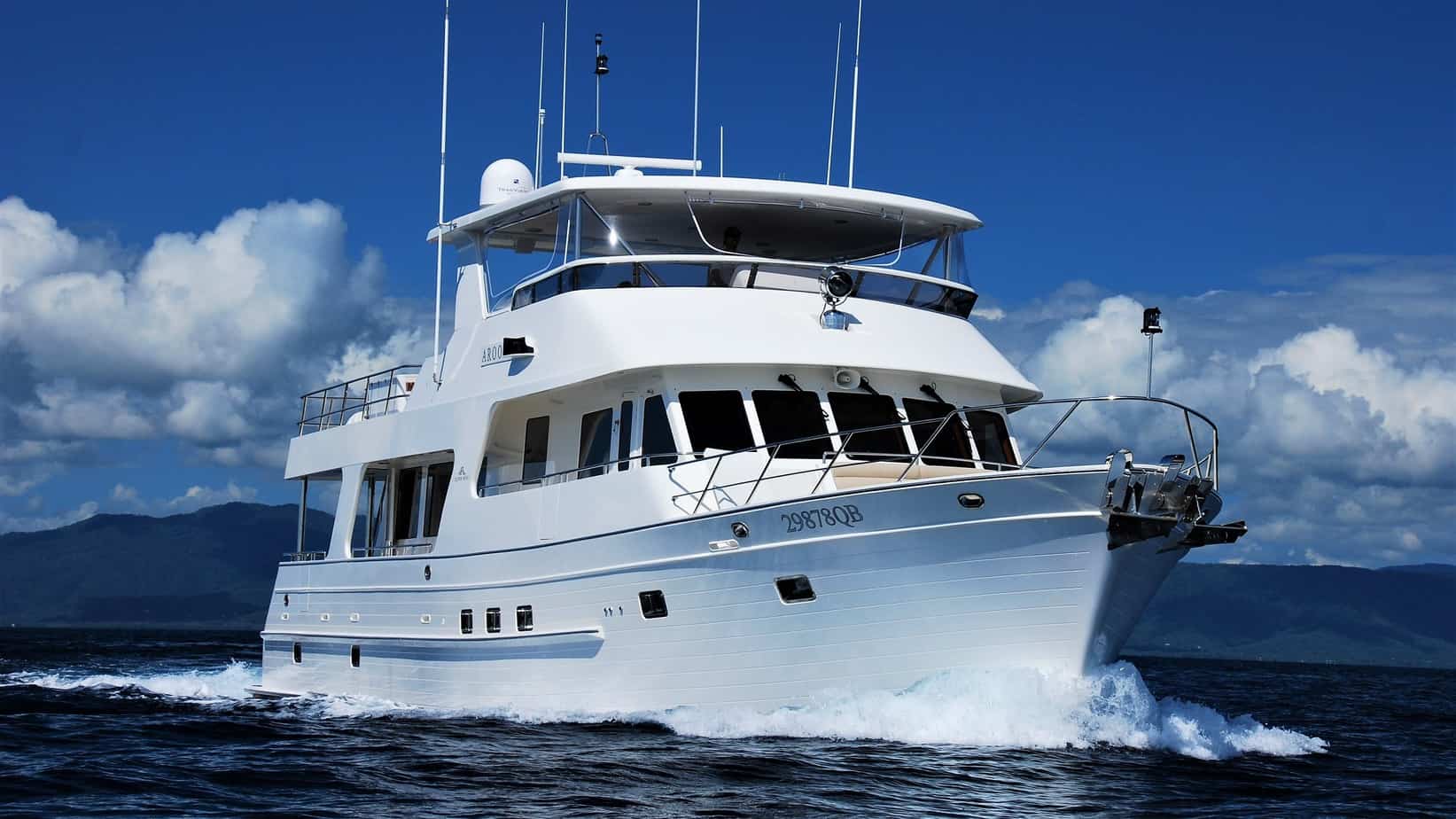 Outer Reef Aroona Luxury Cruises