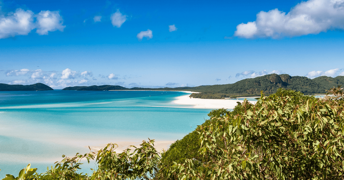 Places to visit by yacht in the Whitsundays