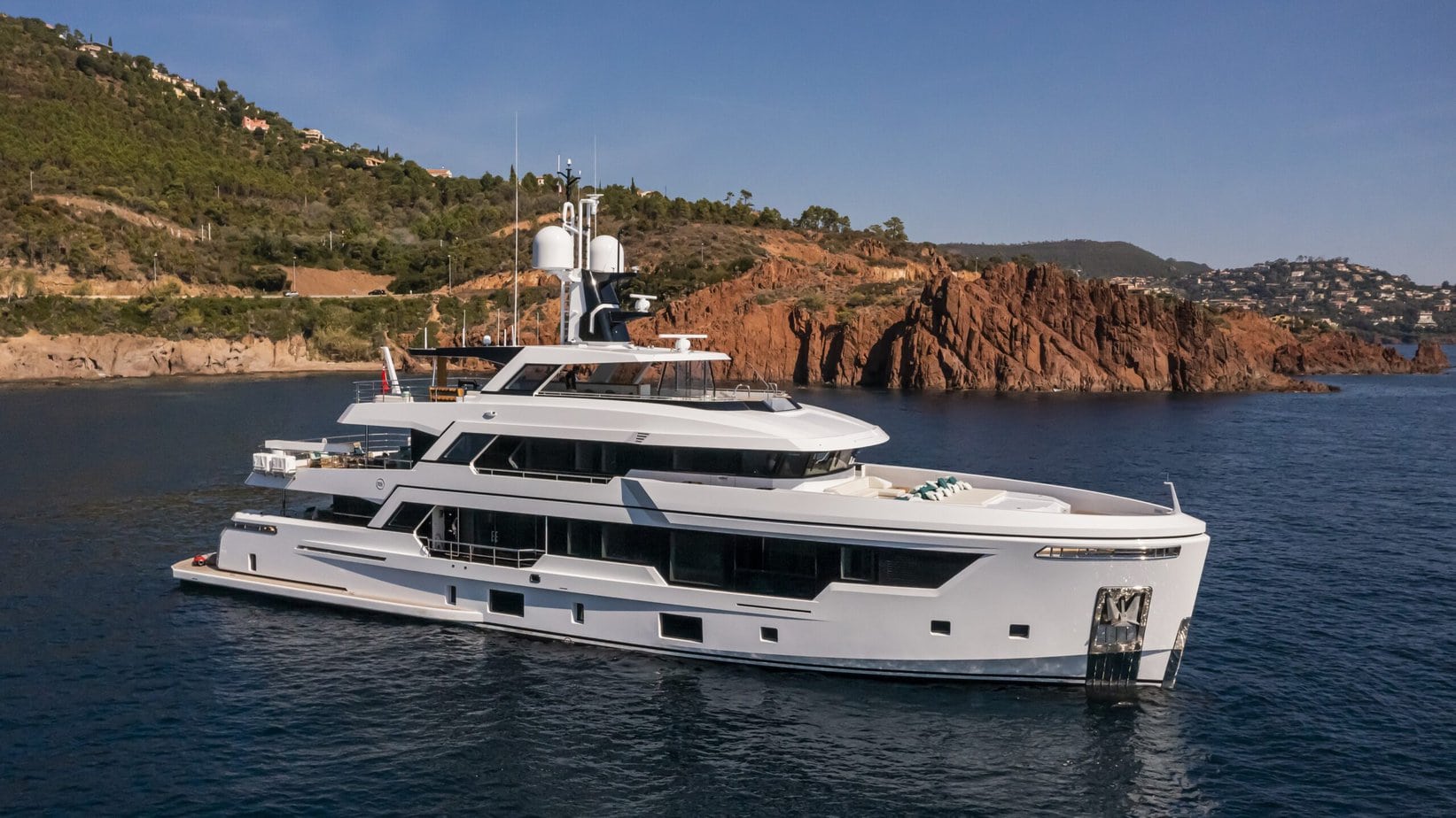 Emocean yacht for charter